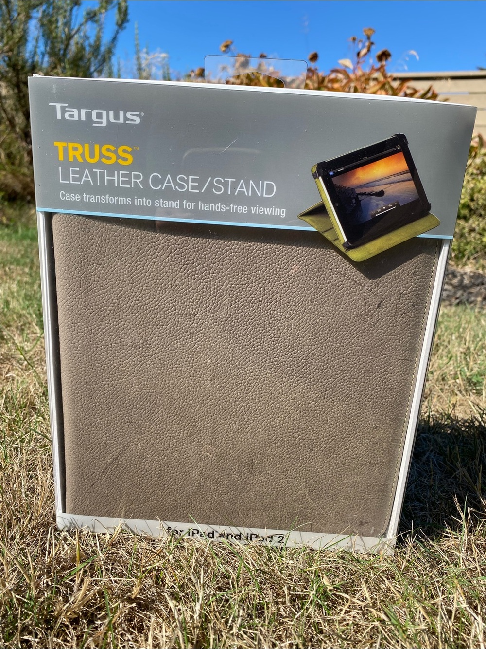 Targus Truss Leather Tablet Case/Stand in Taupe